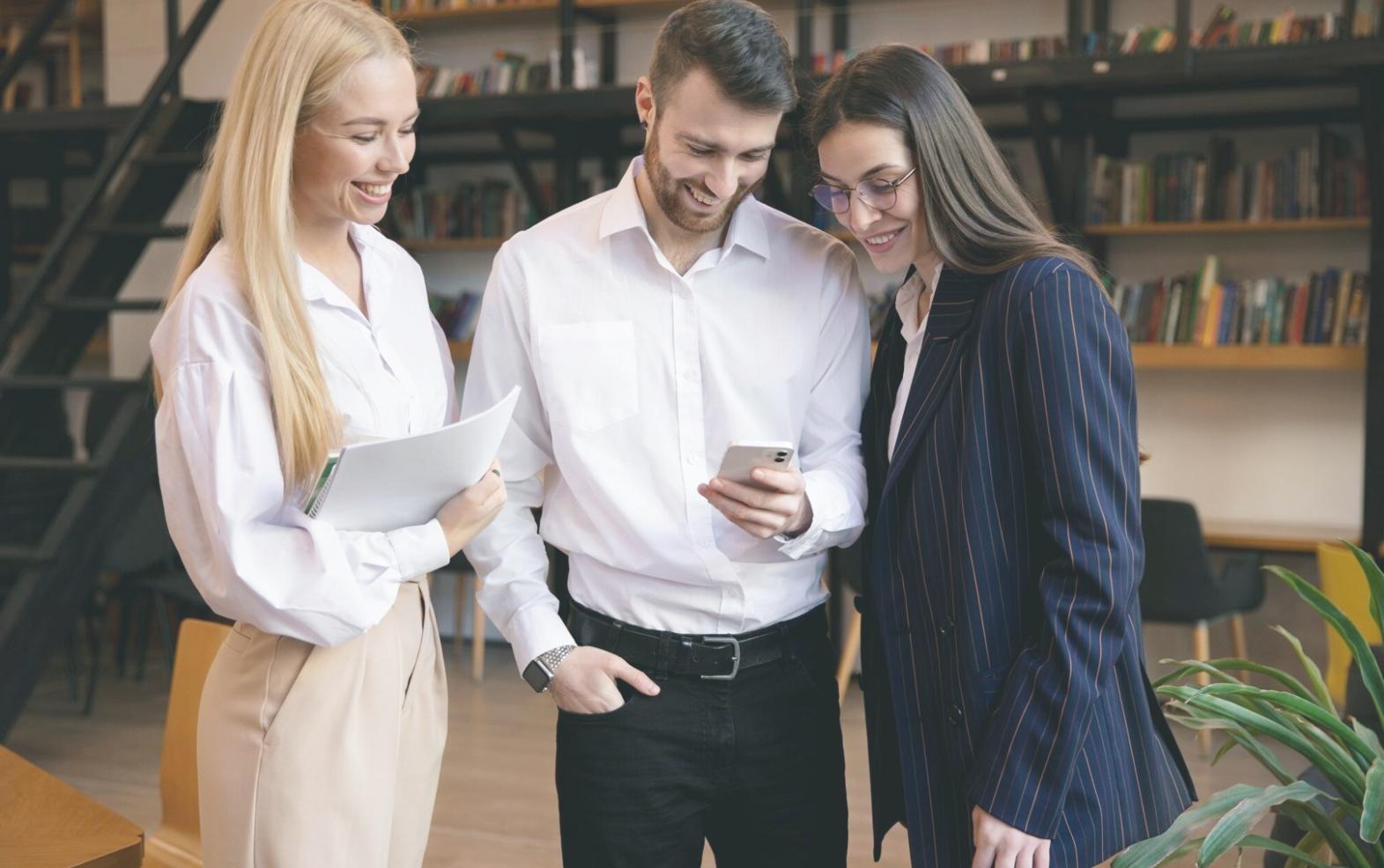 Týmová spolupráce během workshopu
